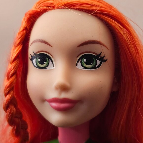 DC Superhero Girls Poison Ivy Doll - Picture 3 of 14